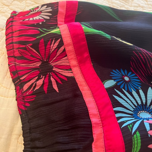 Bebe floral blouse - Picture 5 of 6